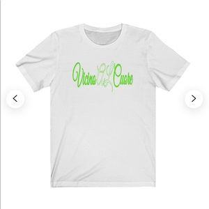 Vicino al Cuore Unisex T Shirt ,White ,Stay Tuned